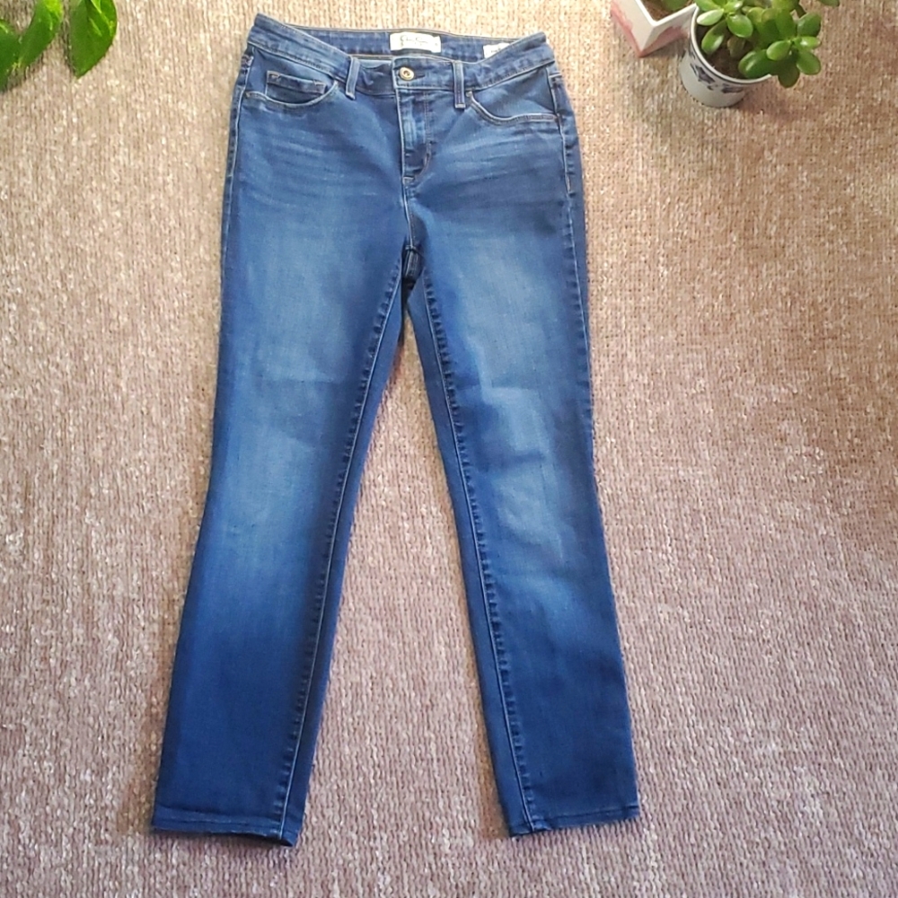 Jessica Simpson Jeans size 27